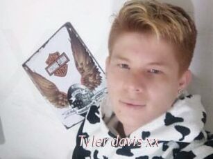 Tyler_davis_xx