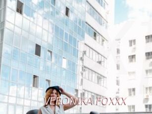 VERONIKA_FOXXX