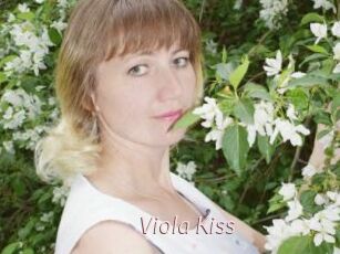Viola_Kiss_