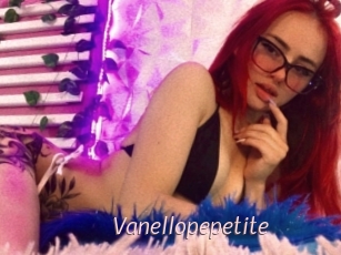 Vanellopepetite